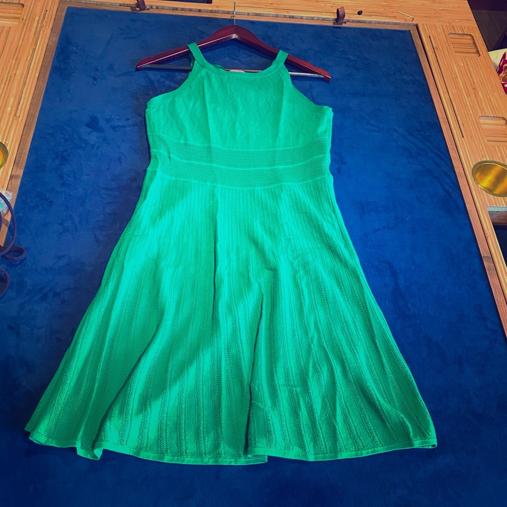 Gorgeous emerald green knit Catherine Malandrino